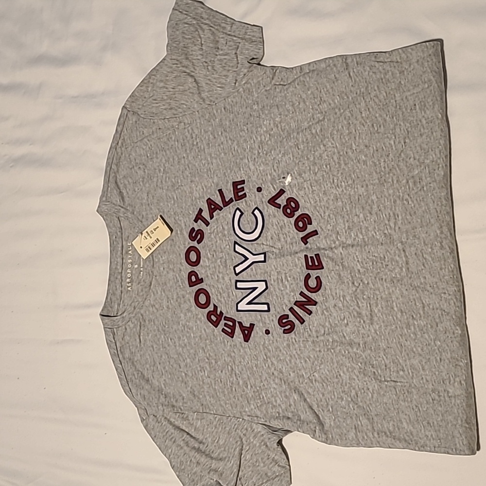 Aeropostale NWT T-shirt